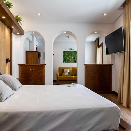 קוניל דה לה פרונטרה Hotel Antantie מראה חיצוני תמונה