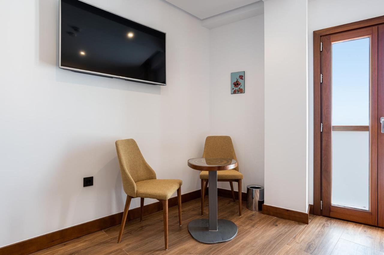 קוניל דה לה פרונטרה Hotel Antantie מראה חיצוני תמונה