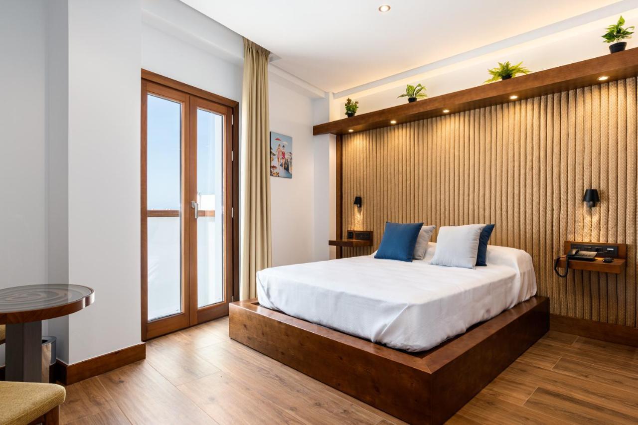 קוניל דה לה פרונטרה Hotel Antantie מראה חיצוני תמונה