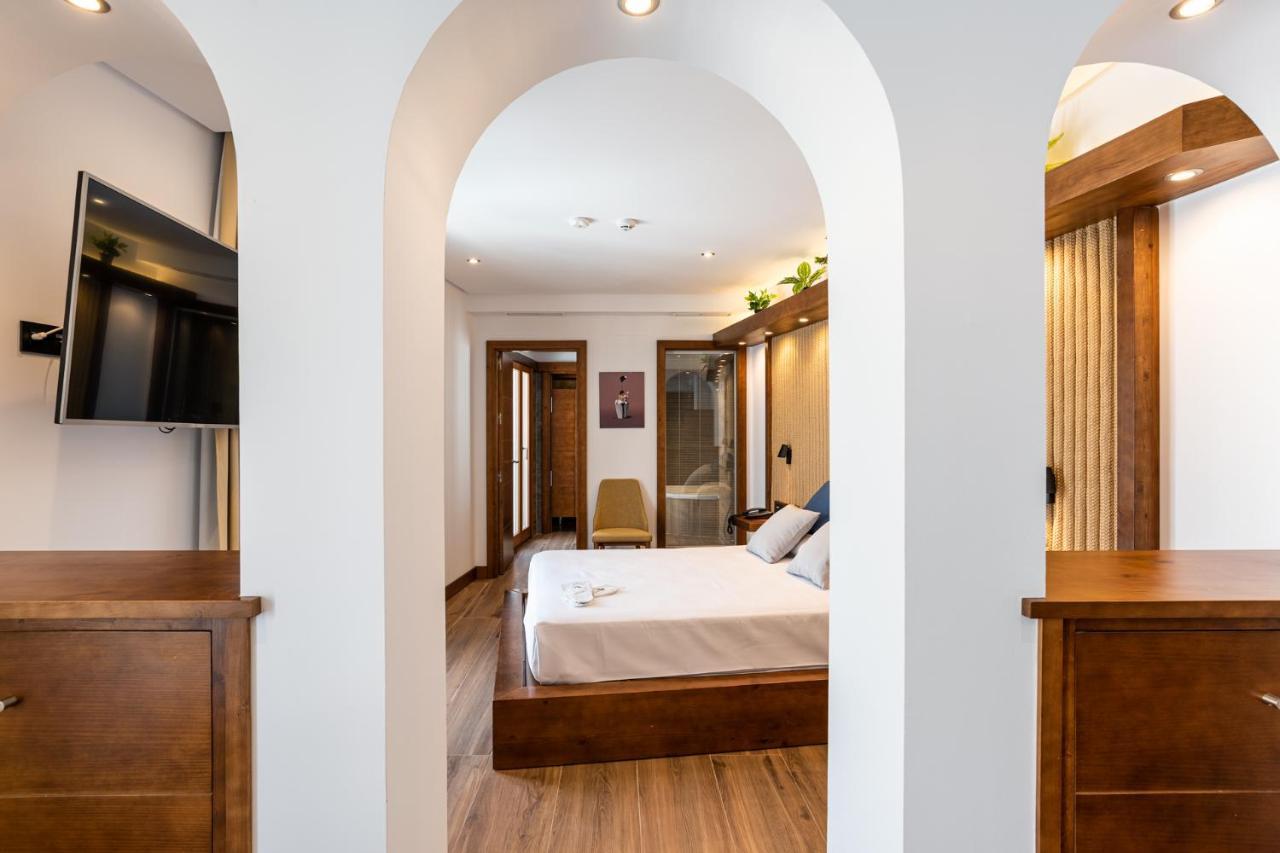 קוניל דה לה פרונטרה Hotel Antantie מראה חיצוני תמונה