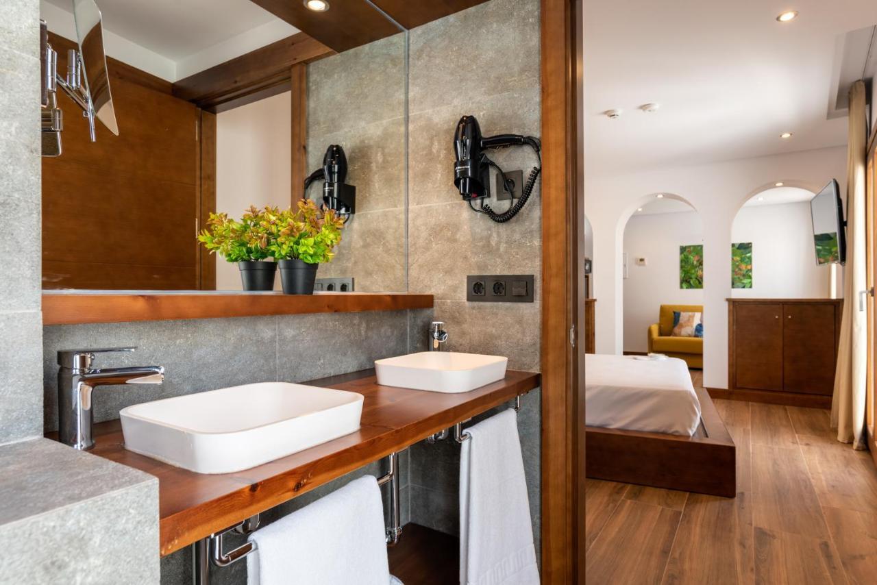 קוניל דה לה פרונטרה Hotel Antantie מראה חיצוני תמונה